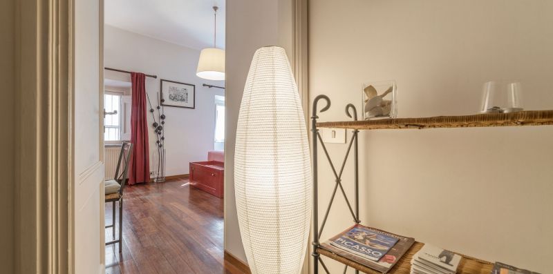 Spanish Steps Studio Apartment - iFlat