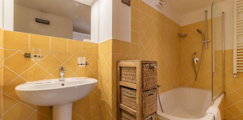 Spanish Steps Studio Apartment - iFlat