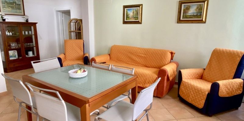 Rif.R2 - TIMONE 1 - Immobiliare Arcobaleno di Cecinini Elena