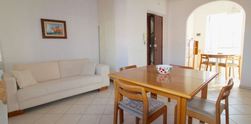 Rif. V18 - CASTELLUCCIO - Immobiliare Arcobaleno di Cecinini Elena