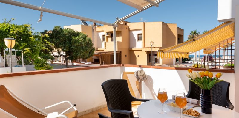Faro Blu - itregolfiaccomodation