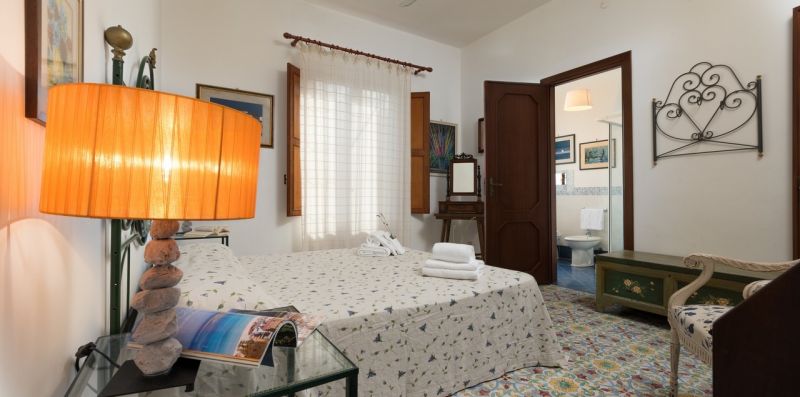 Nino Bixio - itregolfiaccomodation