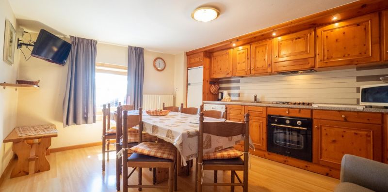 Four-Bedrooms apartment Tonale in Maison Ostaria - My Holiday Travel Agency Livigno