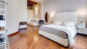 Trevi Private Suites