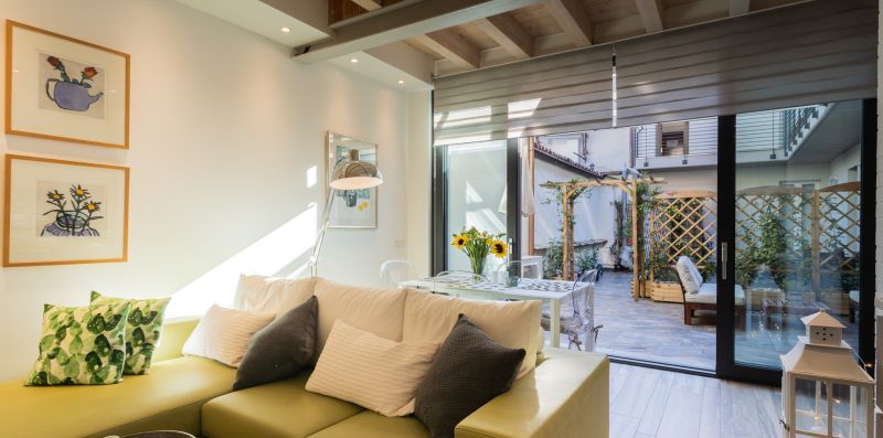 White Suite with private Terrace - Rental Lake Como srl