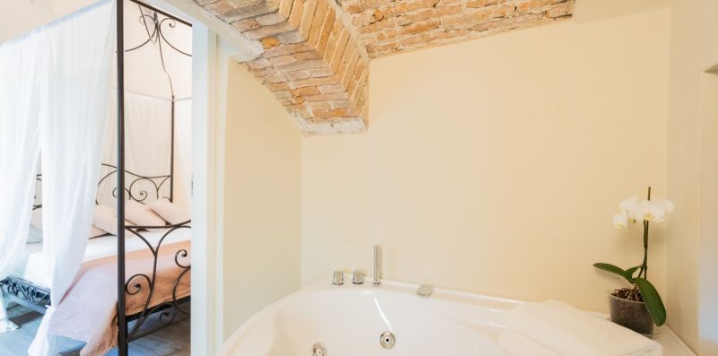 Fuga Romantica nel  400 - Rental Lake Como srl