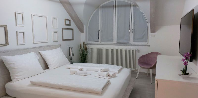 Attico panorama - ROEMERLIVING luxury living & suites