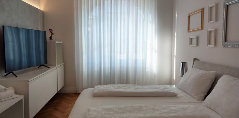 Apartment Deluxe | 3 Schlaf zimmern + Wohnzimmer - ROEMERLIVING luxury living & suites