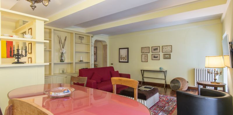 Pantheon Elegant Apartment - Rome Sweet Home
