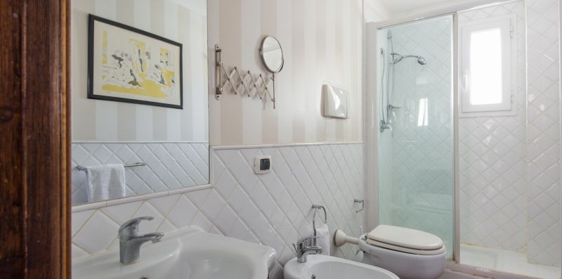 British Embassy Red Apartment - Rome Sweet Home