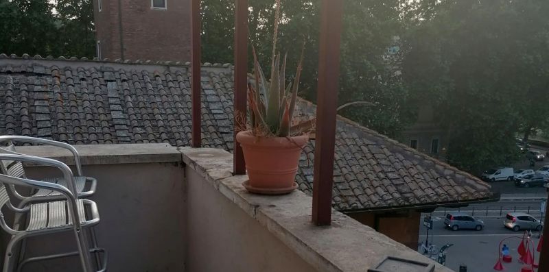 Trastevere Enchanting Two Bedroom Balcony - Rome Sweet Home