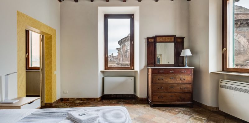 Pantheon Luxury Enchanting Apartment - Rome Sweet Home