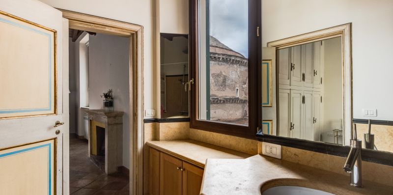 Pantheon Luxury Enchanting Apartment - Rome Sweet Home