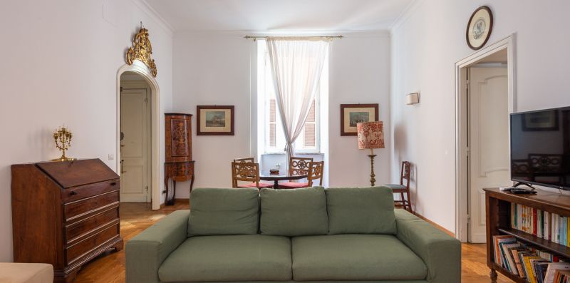 Giulia Luxury Two Bedroom - Rome Sweet Home
