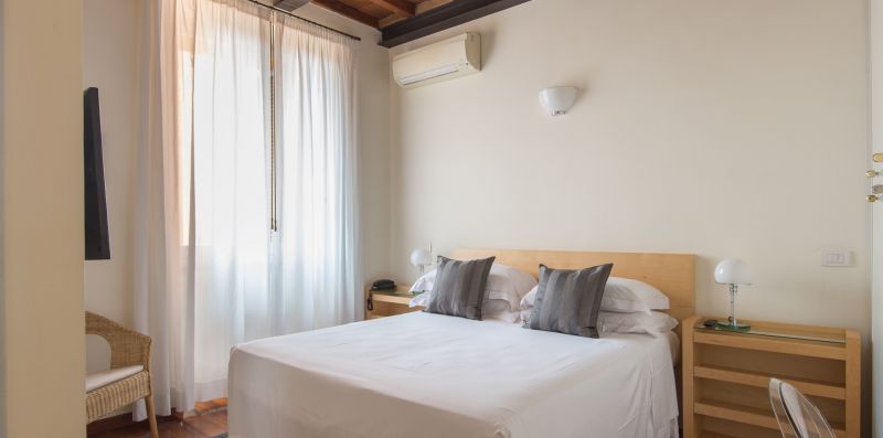 Vittoria Luxury Apartment - Rome Sweet Home
