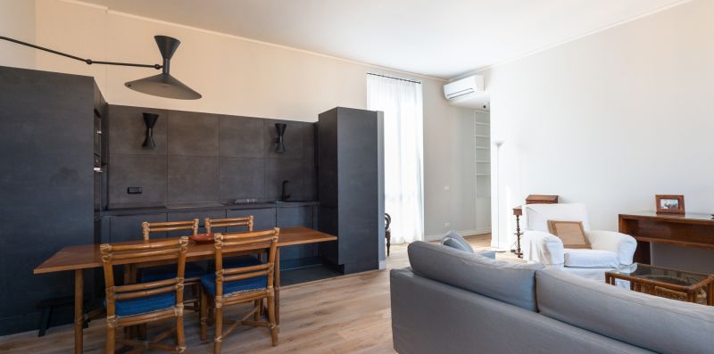 Luxury Bright Prati Apartment - Rome Sweet Home