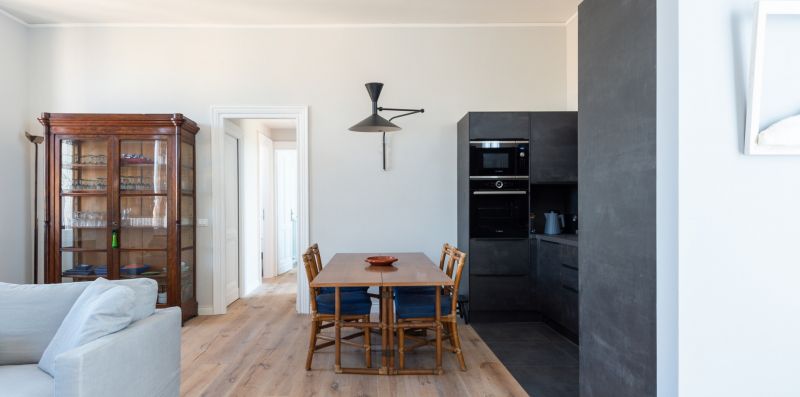 Luxury Bright Prati Apartment - Rome Sweet Home