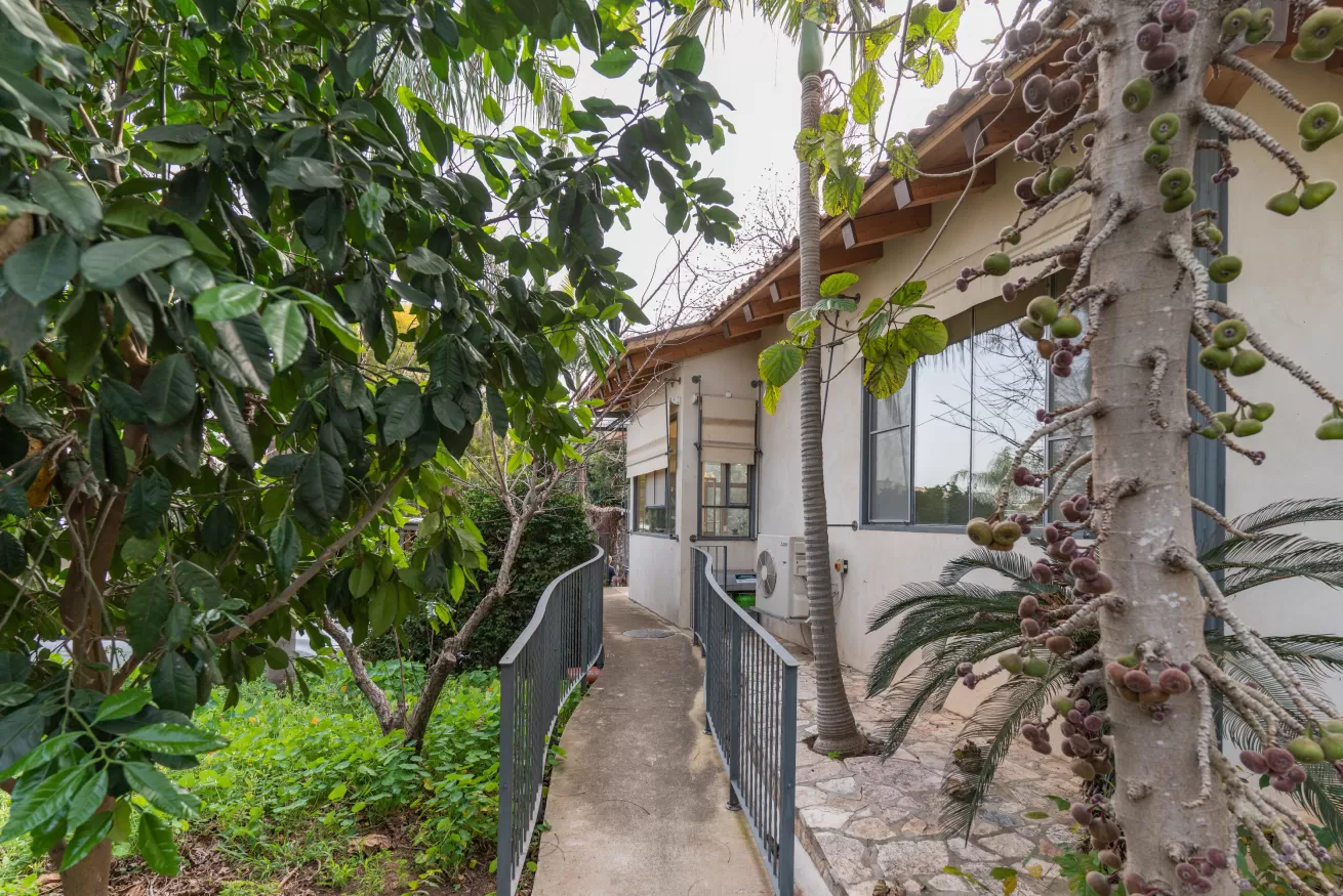 Hadar Am house rental HaHollandim Street Sea N' Rent Ltd.