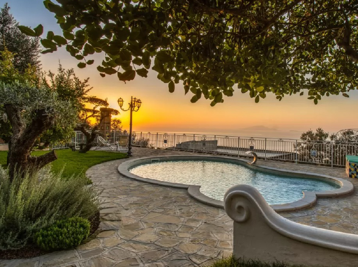 Vacation Rental Sorrento Villa with Pool