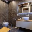 bagno con lavabo in porcellana e legno - VeronaJourneys