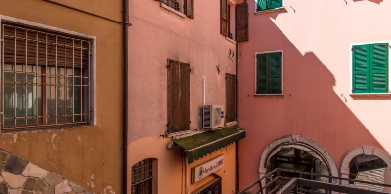 VIA ROMA 21 DESENZANO - Vivere il Garda