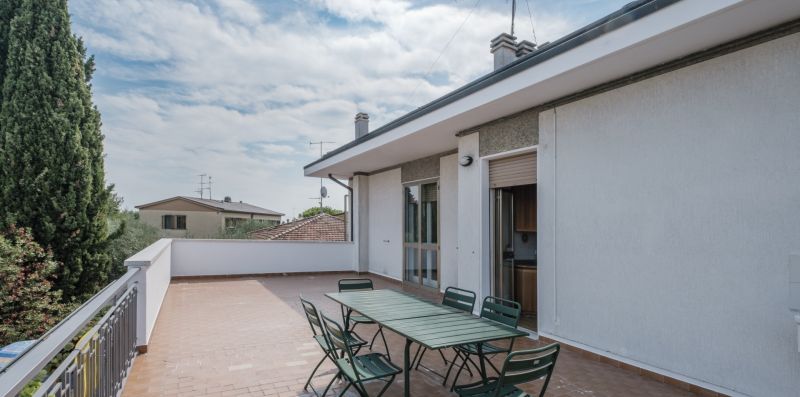 CASA ROSY SIRMIONE - Vivere il Garda