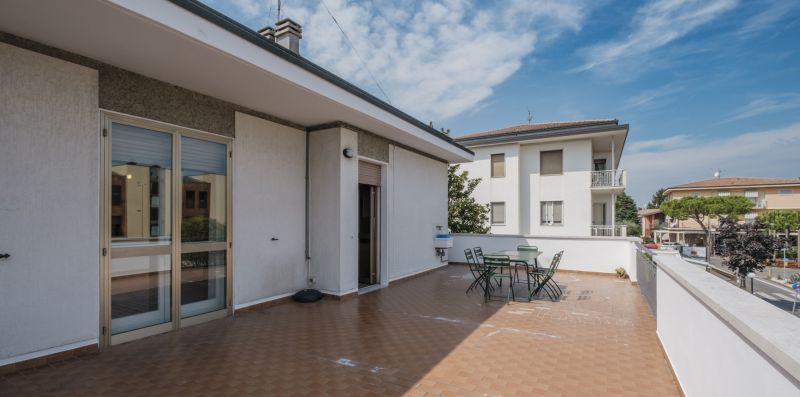 CASA ROSY SIRMIONE - Vivere il Garda