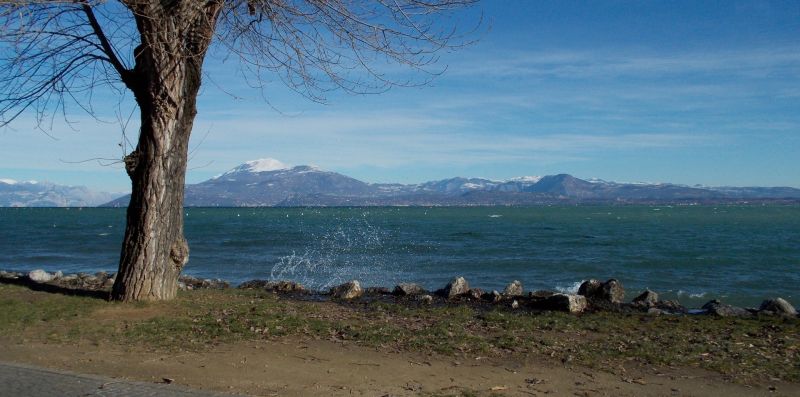 CASA ROSY SIRMIONE - Vivere il Garda