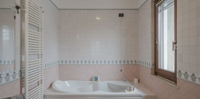 CASA MARY TRE - attico con terrazza a 2 passi dal lago - Vivere il Garda