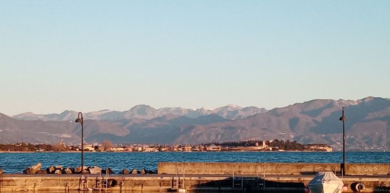 MOSAICI SUNRISE - Vivere il Garda