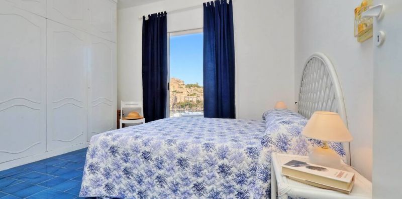 Ischia - Bellissimo appartamento con terrazza vista mare per 7 - Weekey Rentals