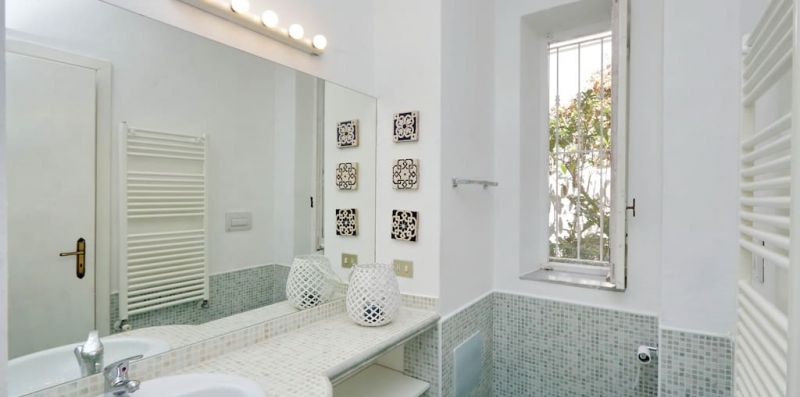 ISCHIA 2 - Bellissimo appartamento con terrazza vista mare per 8 - Weekey Rentals