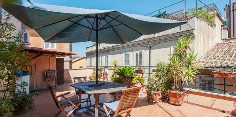 Lungaretta 4- Bright apartment for 4 with terrace - Weekey Rentals