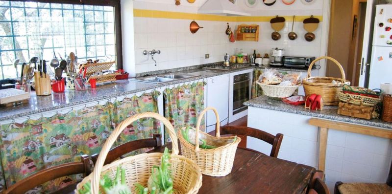 SULMONA - Comoda villa con piscina per 10 - Weekey Rentals