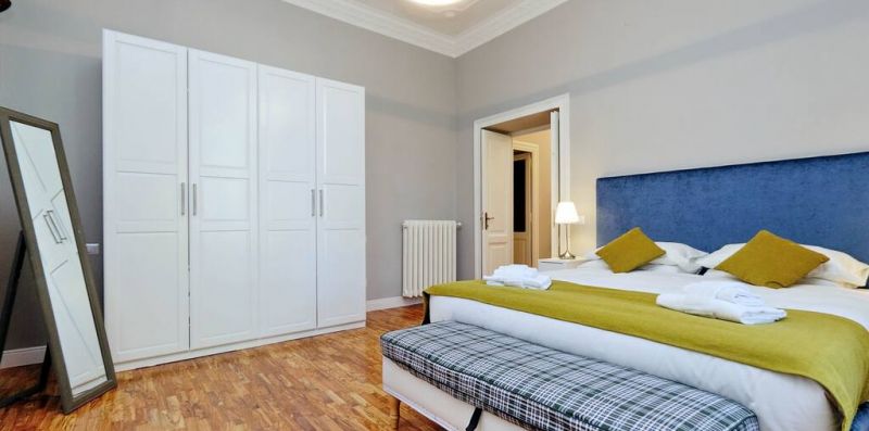 Trastevere 3 - Spacious and modern apartment for 8 - Weekey Rentals