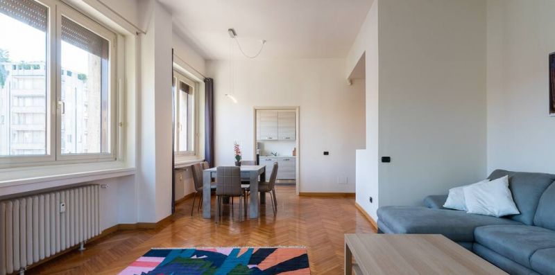 Vittoria 4 - Milano, spacious bright apartment for 6  - Weekey Rentals