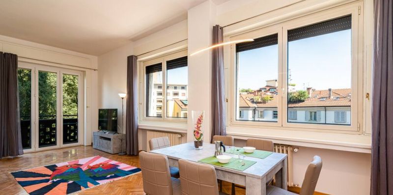 Vittoria 4 - Milano, spazioso e luminoso appartamento per 6 - Weekey Rentals
