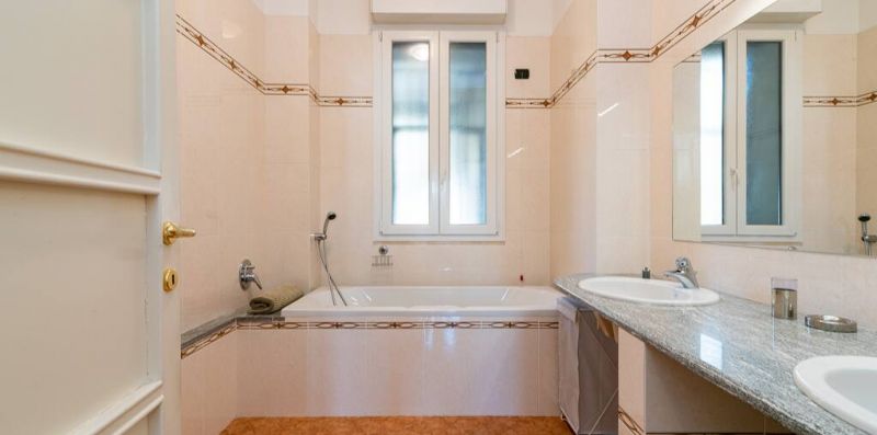 Vittoria 4 - Milano, spazioso e luminoso appartamento per 6 - Weekey Rentals