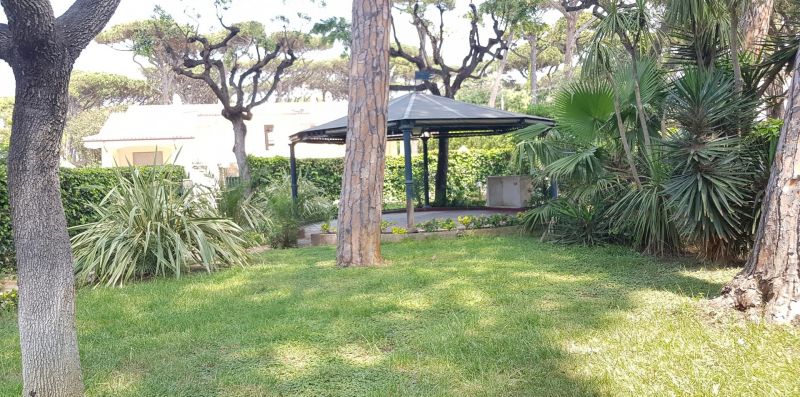 FREGENE - Comoda villa con ampio giardino per 6 - Weekey Rentals