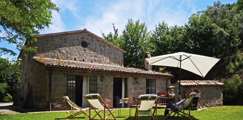 Casale Fontana Mancina - Wonderful casale for 8 in the italian countryside - Weekey Rentals