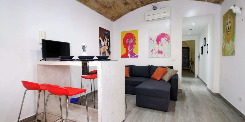 Baccina - Comodo bilocale nel caratteristico Monti, vicino al Colosseo - Weekey Rentals