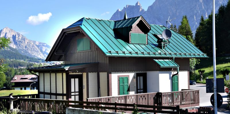 Casa Cortina (mansarda) - Cosy apartment for 3 near the ski slopes - Weekey Rentals