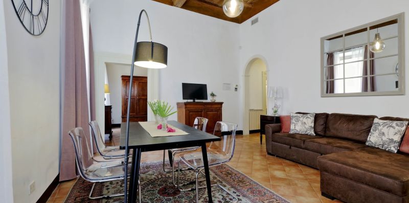 Bollo - Elegant apartment for 6 people - Weekey Rentals