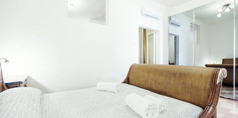 CAMPO ROMA - Caratteristico appartamento per 5 con vista su Campo de Fiori - Weekey Rentals