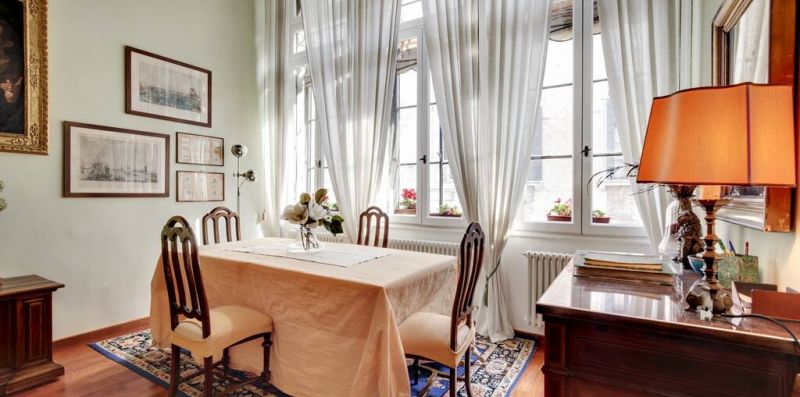 CASTELLO VENEZIA - Elegante appartamento per 6 - Weekey Rentals
