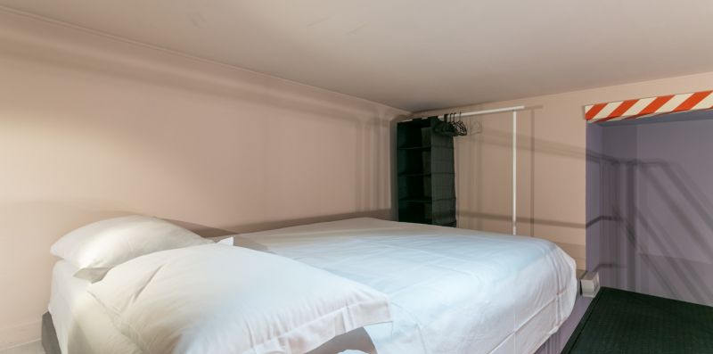 NICE LOFT AT CENTRAL STATION WIFI-NETFLIX-AIR COND - We Rent Italy